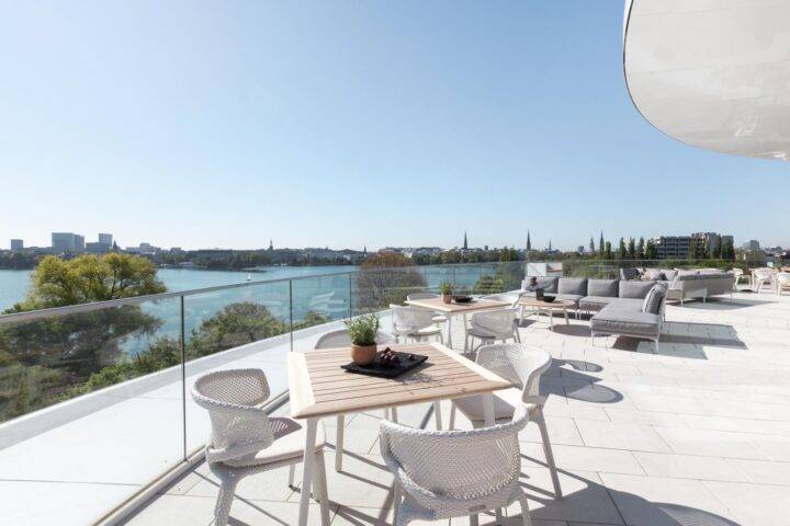 The Fontenay, Terrasse